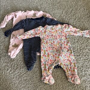 Bundle of 3 long sleeve double zipper PJs